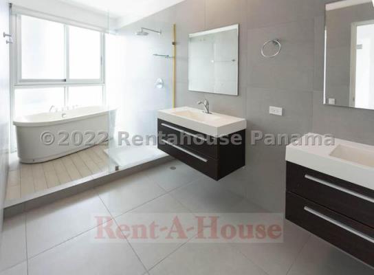 The Regent Costa del Este, Área Metropolitana