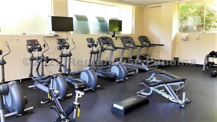 Embassy Club Garden, Panamá