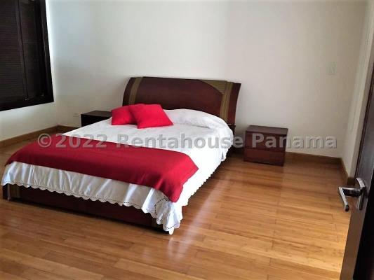 Embassy Club Garden, Panamá