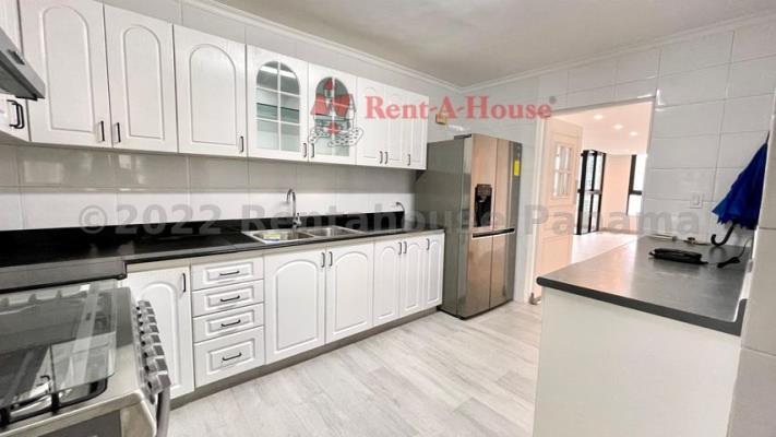 Pacific Star, Área Metropolitana