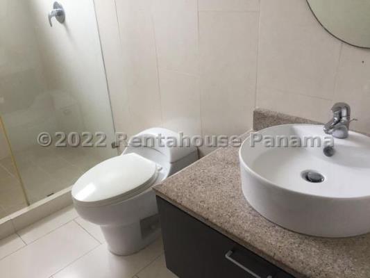 Pearl at the Sea, Área Metropolitana