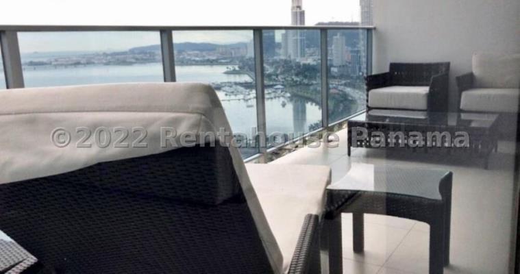 Waters on the bay, apartamento