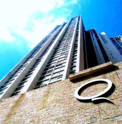Q Tower , Área Metropolitana