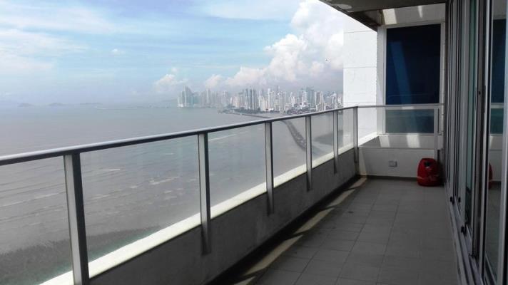 Altamar del Este, Costa del Este