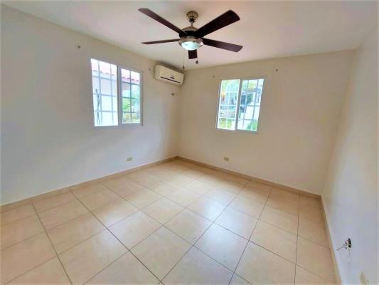 Quintas Reales, Las Cumbres