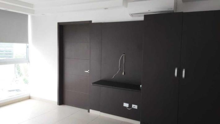 The Regent Costa del Este, Área Metropolitana