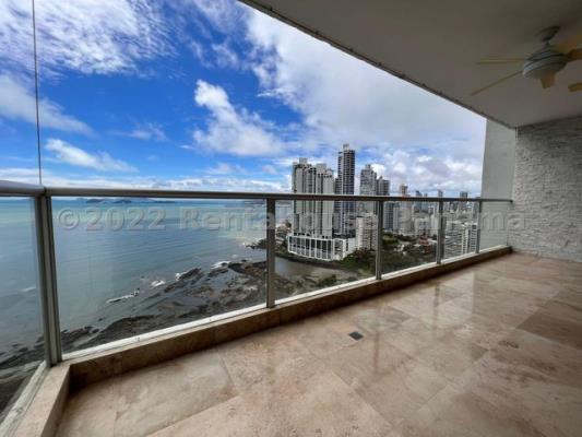 Q Tower , Área Metropolitana