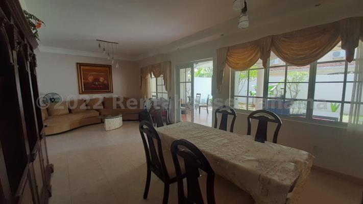 Palmeras del Este , Área Metropolitana