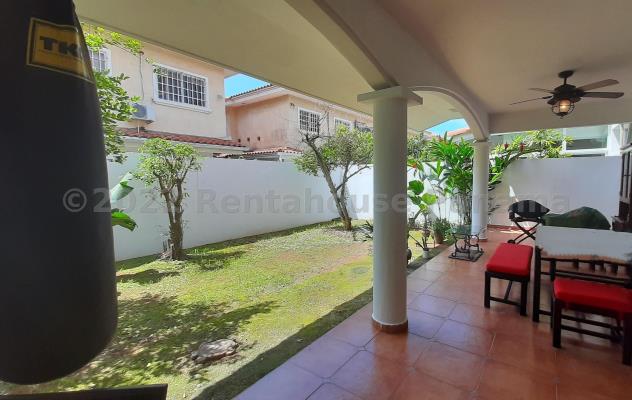 Palmeras del Este , Costa del Este