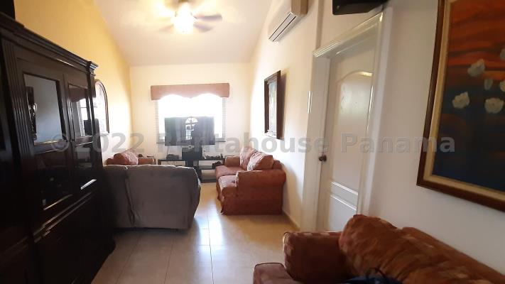 Palmeras del Este , Área Metropolitana