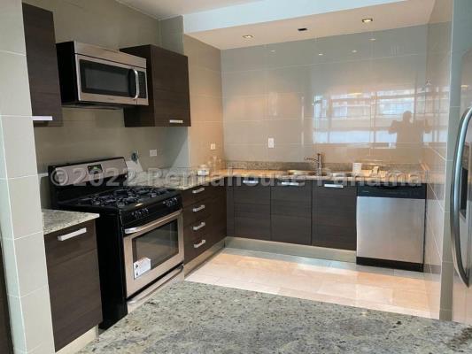 Grand Tower, Área Metropolitana