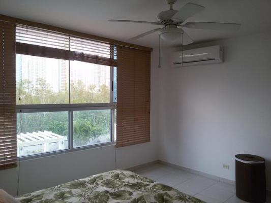 Vertikal, Costa del Este