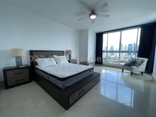 Kolosal, Panamá