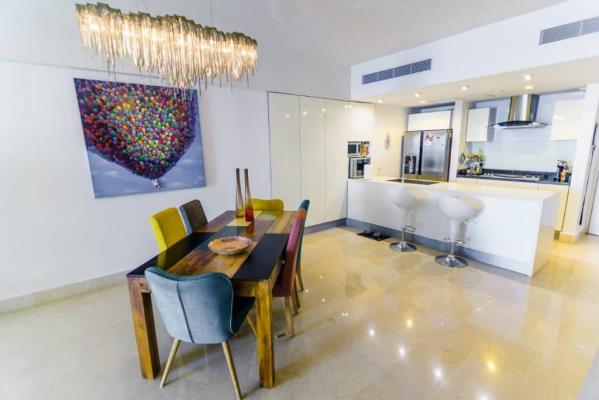 Yoo Panama, Avenida Balboa