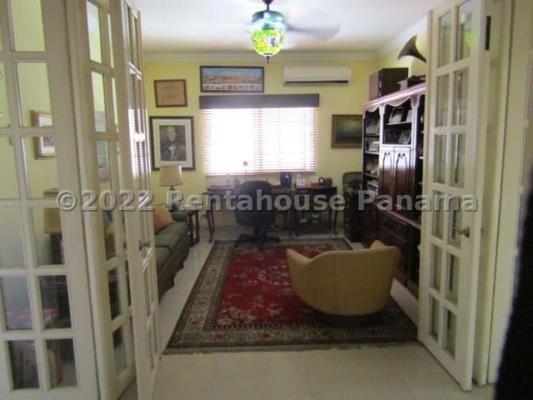 Palmeras del Este , Área Metropolitana