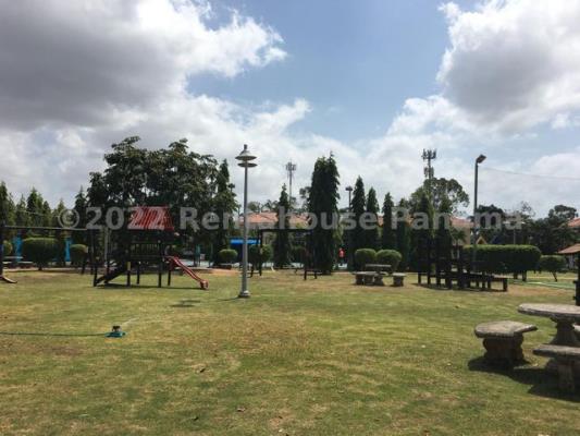 Palmeras del Este , casa