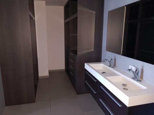 Yacht Club, apartamento