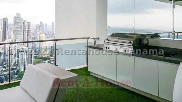 Aqualina, Punta Pacifica