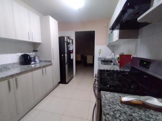 Sol del este , apartamento