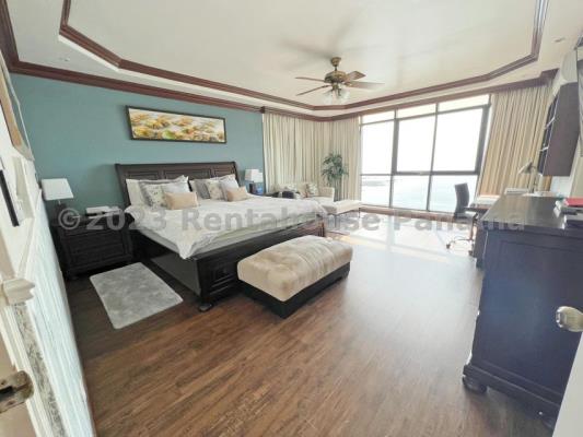 Plaza Miramar, apartamento