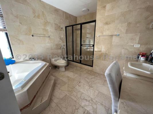 Plaza Miramar, apartamento