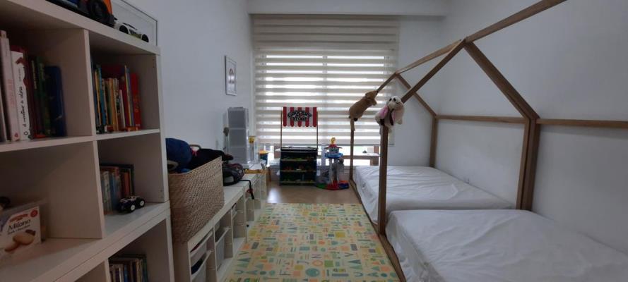 The Reserve, Juan Diaz