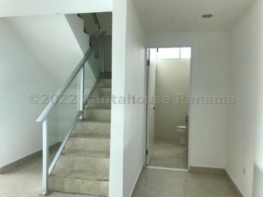 H2O on the ocean, Área Metropolitana