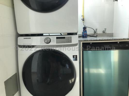 H2O on the ocean, Área Metropolitana