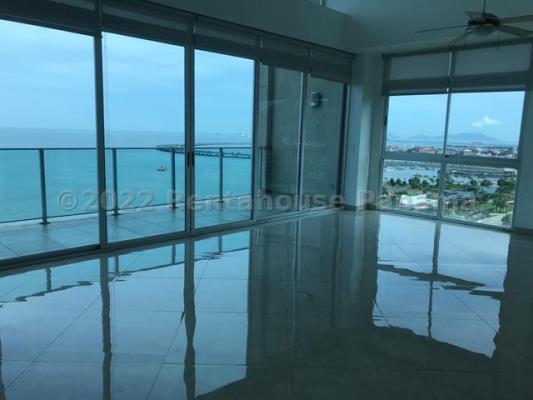 H2O on the ocean, Área Metropolitana