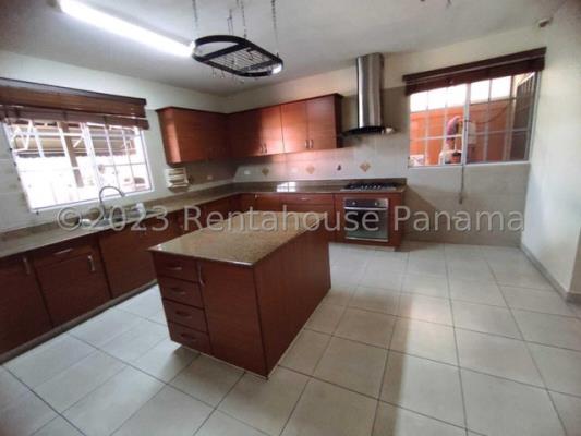 Castel Novo, Casa en alquiler en Parque Lefevre | Castel Novo -  P4311769