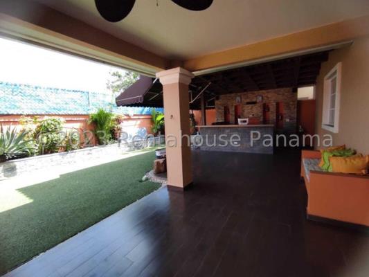 Castel Novo, Área Metropolitana