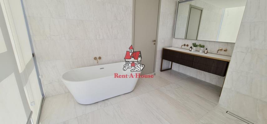 La Maison by Fendi Casa, Santa Maria