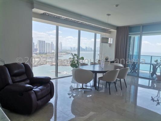 Grand Tower, apartamento