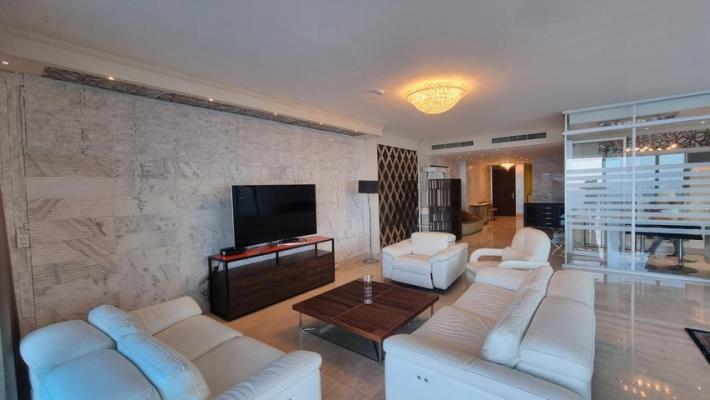 Grand Tower, Punta Pacifica