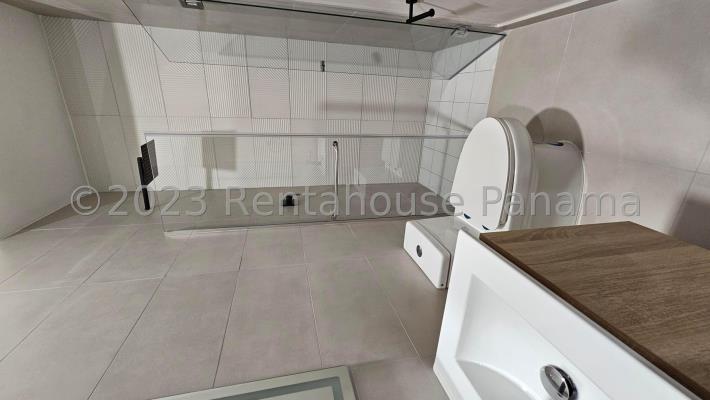 Nova Luna, Área Metropolitana