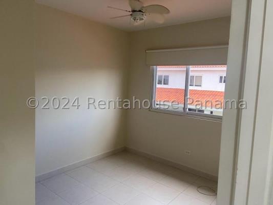 Quintas de Versalles, Juan Diaz