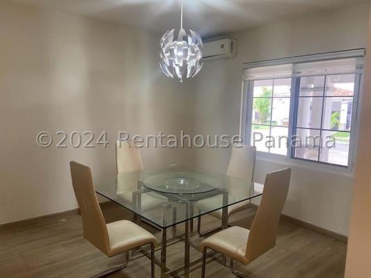 Quintas de Versalles, Panamá