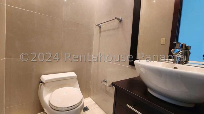 Costa Real Tower, Área Metropolitana