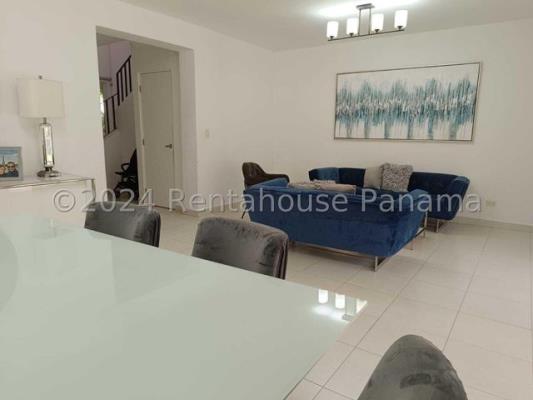 Quintas de Versalles, casa