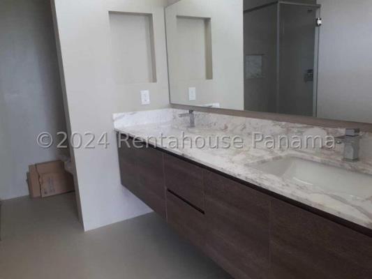 The Grove, Juan Diaz