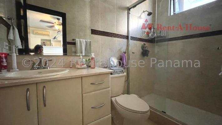 Parque del mar , Área Metropolitana