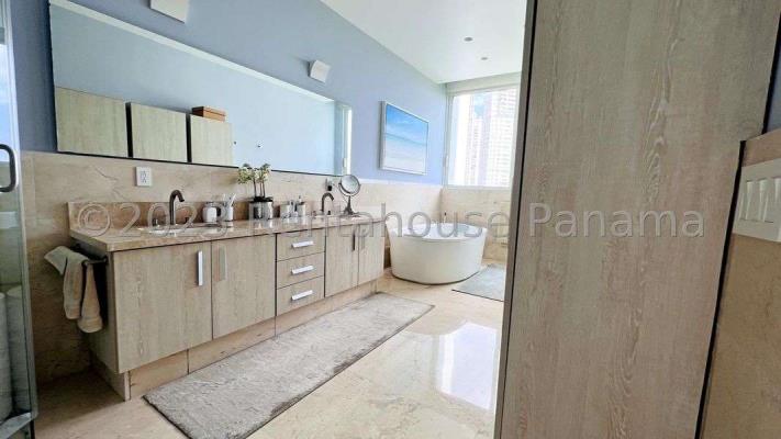 The Reserve, Área Metropolitana