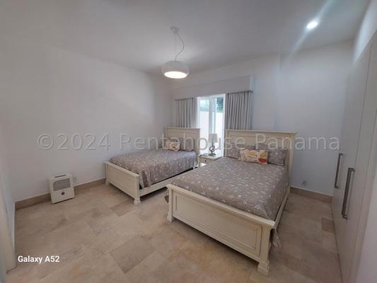 Ocean Lake Golf Villas, Antón