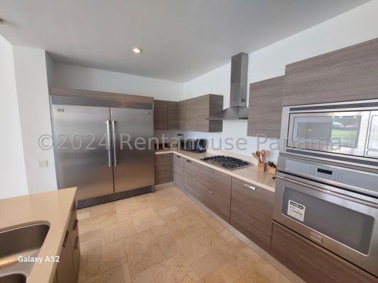 Ocean Lake Golf Villas, Antón