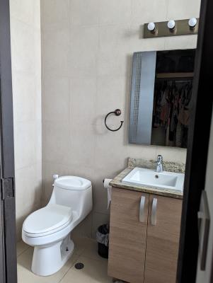 Rokas, San Miguelito