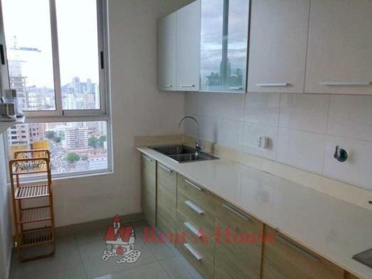 Rainbow Tower, Área Metropolitana