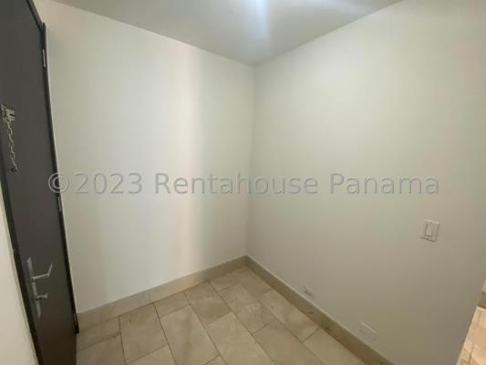 Grand Tower, Área Metropolitana