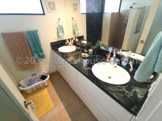 Posada del Rey , Punta Paitilla