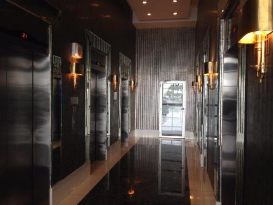 Waters on the bay, Área Metropolitana