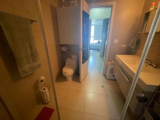 Waters on the bay, Avenida Balboa